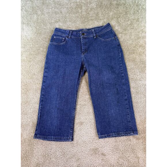 Lee Riders Jeans Mid Rise Capri Women's Size 12M Blue Denim Cropped E210 - Picture 1 of 13